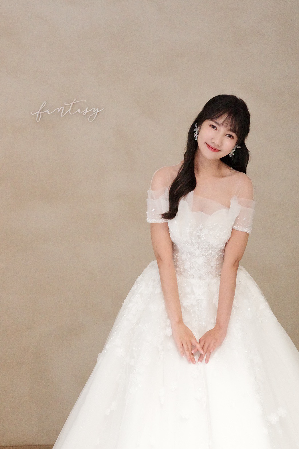 Casablanca品牌白紗