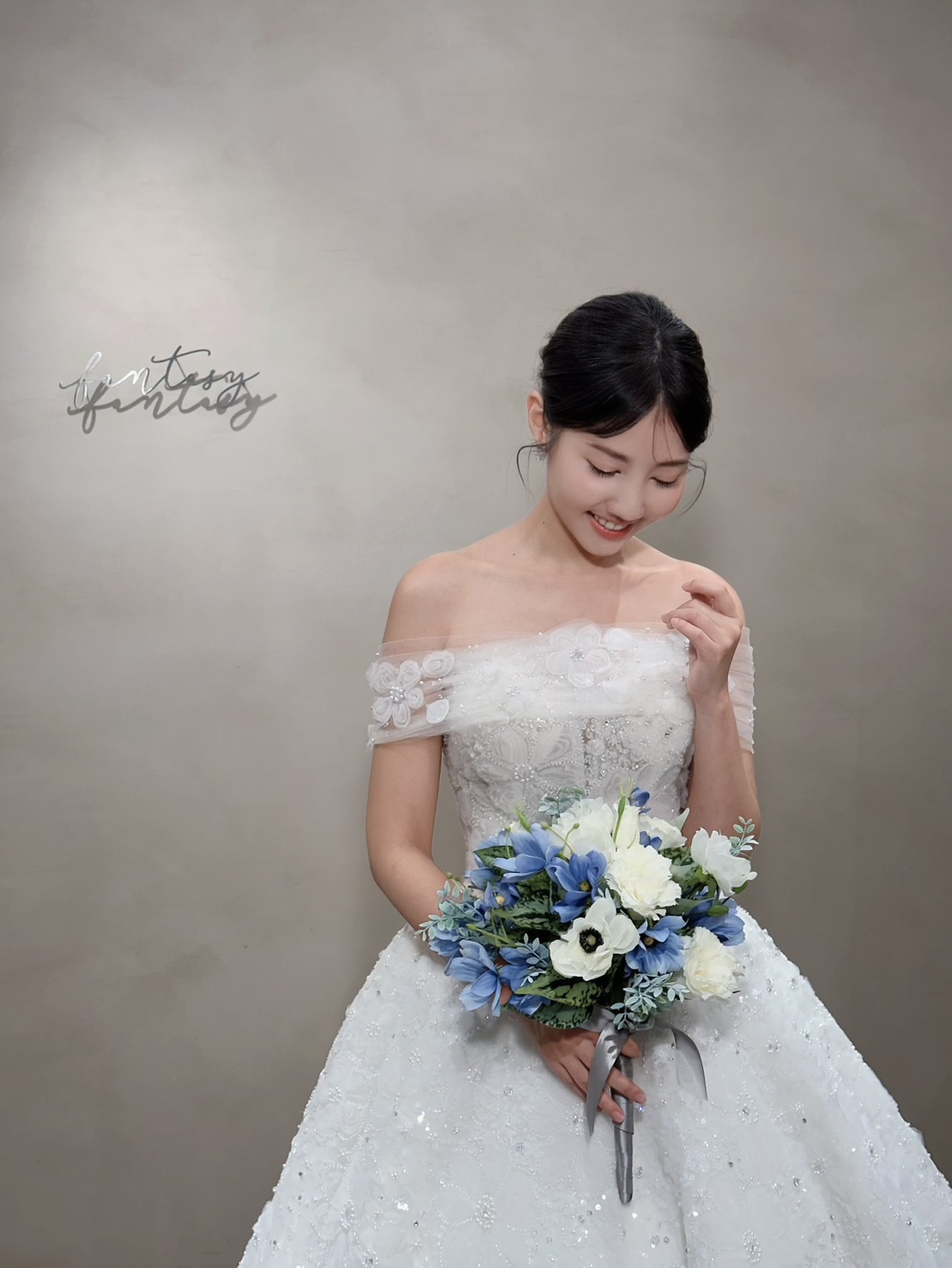 Casablanca品牌白紗