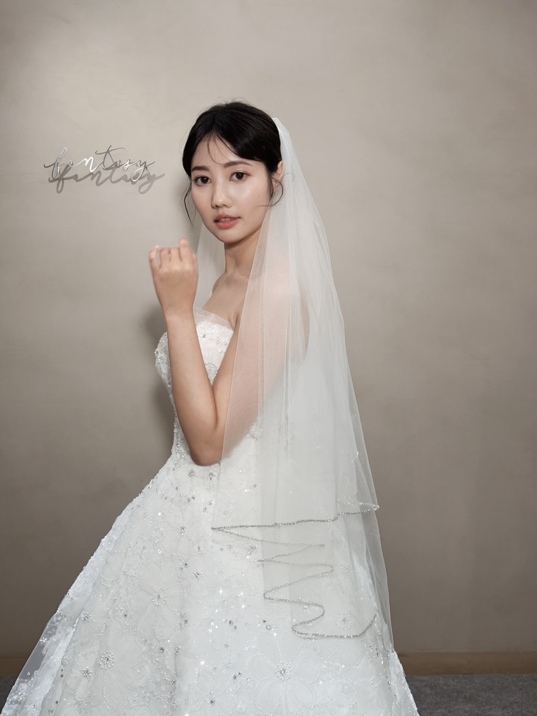 Casablanca品牌白紗